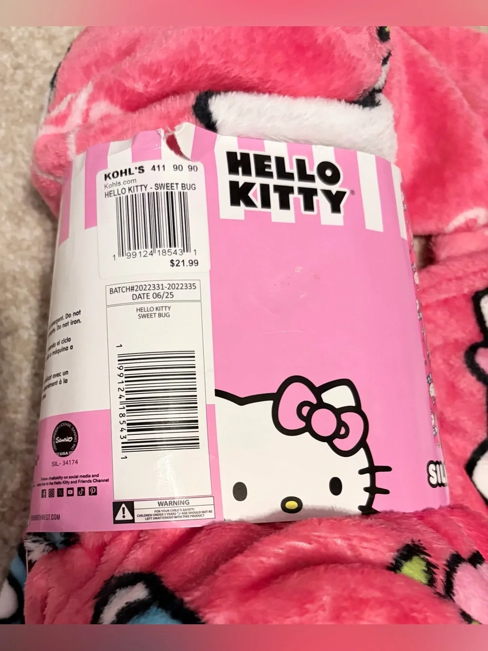 Hello Kitty Soft Throw 46”x60” New